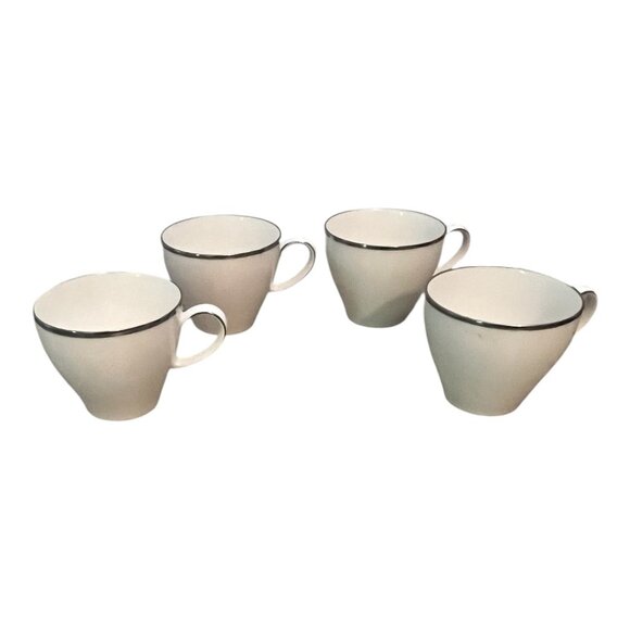 Set Of 4 Noritake Ivory China IVONNE Coffee Teacups 7522 Japan Gold Trim Vintage - Picture 1 of 8